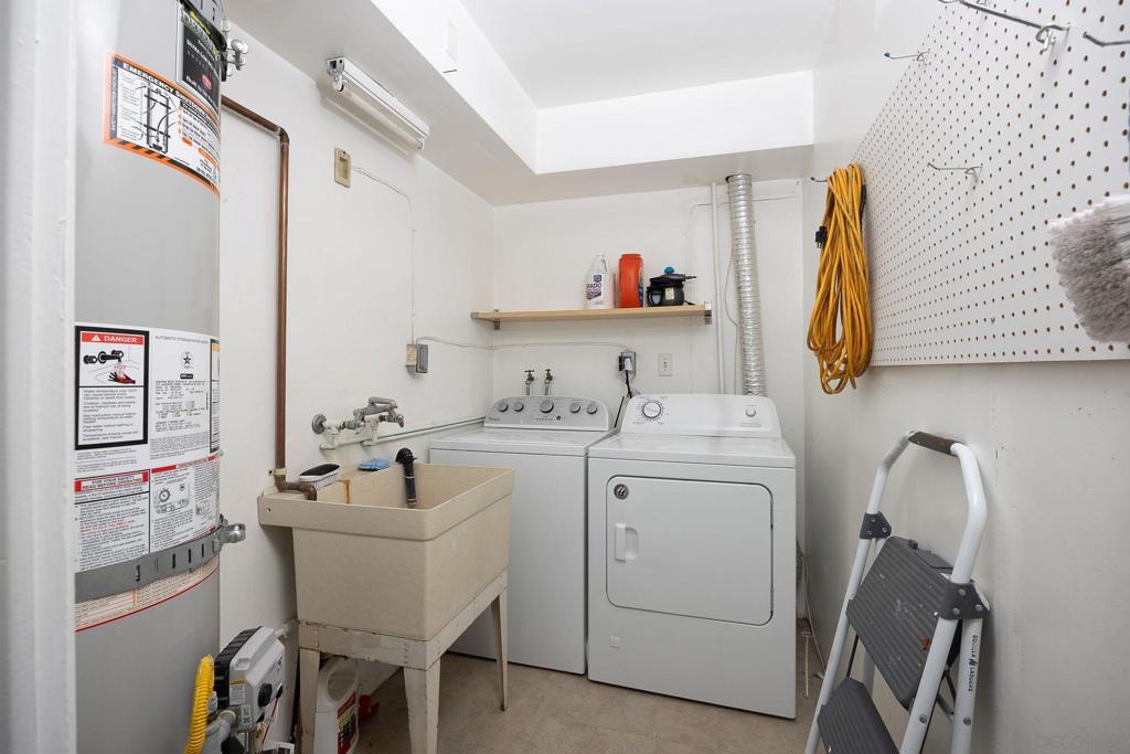 5151 Ewing St Property Photo 15