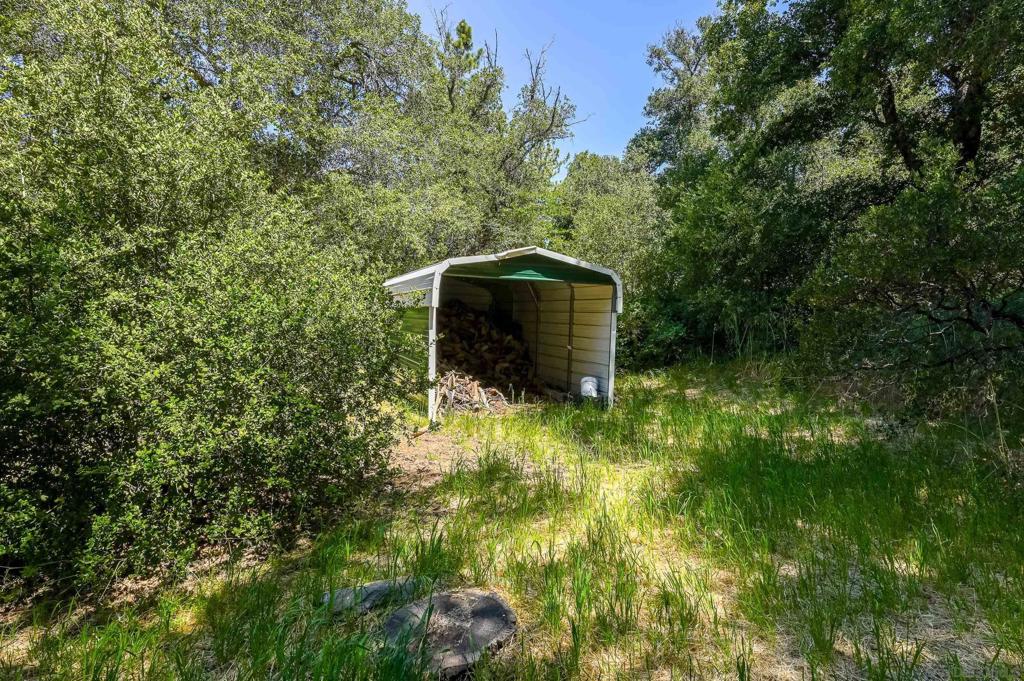2727 Lakeview Dr Property Photo 25