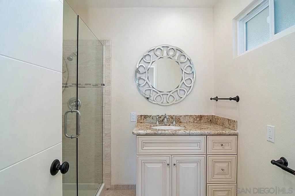5415 Thunderbird Property Photo 12