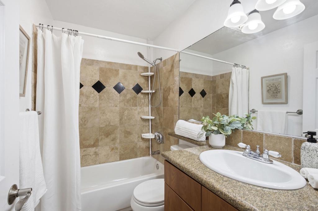 7003 Saranac St 103 Property Photo 12