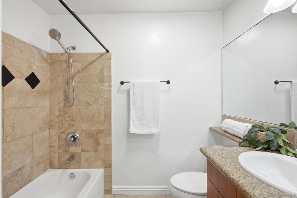 7003 Saranac St 103 Property Photo 16