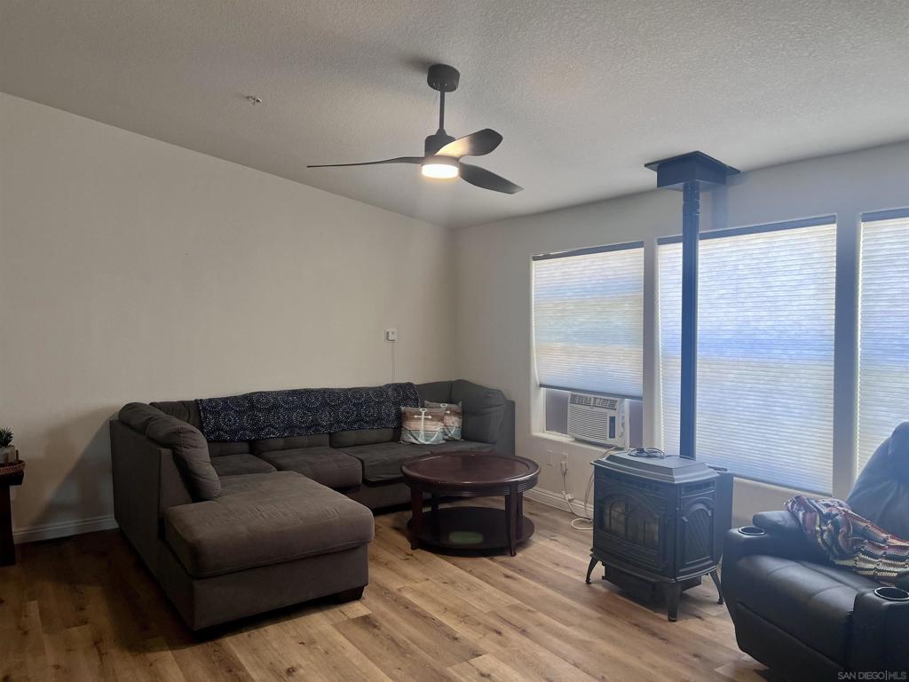 7479 Kickin Horse Trl Property Photo 8