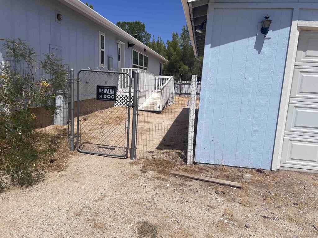 7479 Kickin Horse Trl Property Photo 11