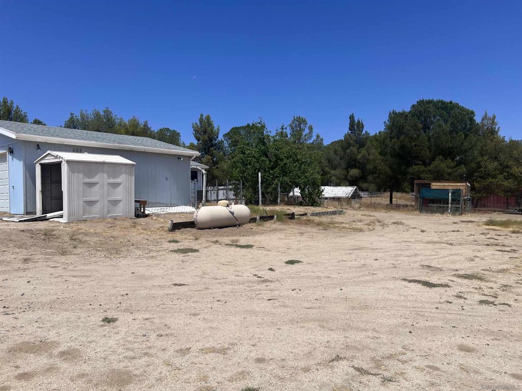 7479 Kickin Horse Trl Property Photo 15