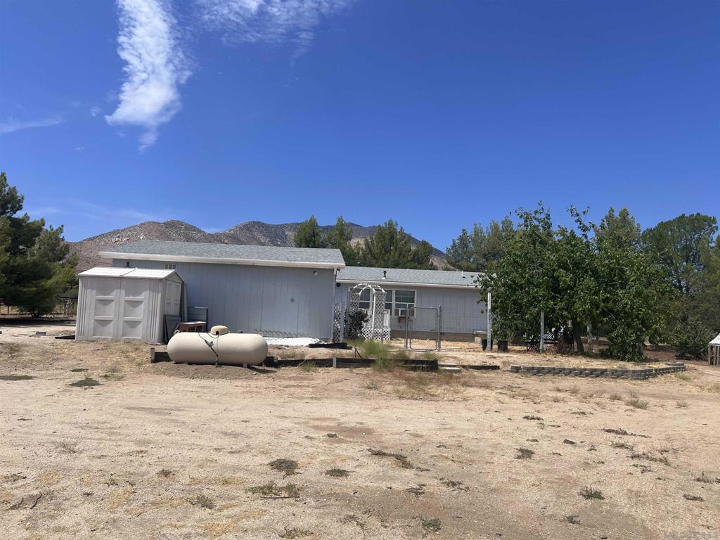 7479 Kickin Horse Trl Property Photo 19