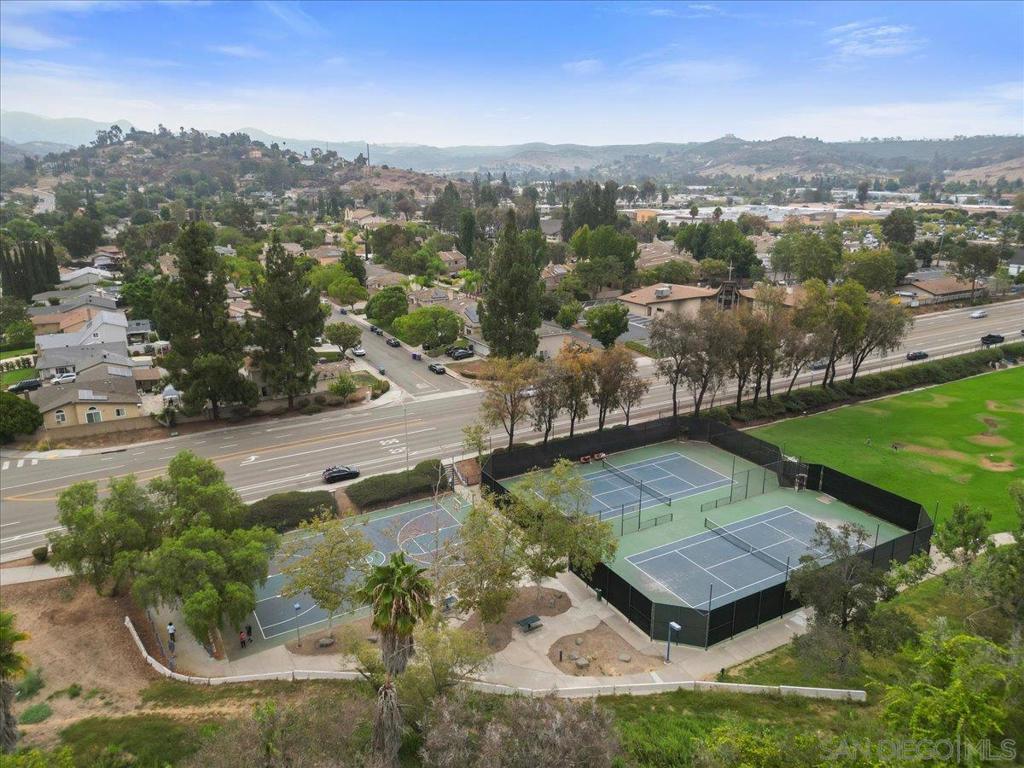 13669 Sycamore Tree Property Photo 47