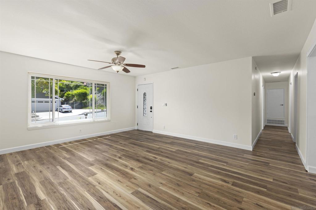 2589 Joann Dr Property Photo 6