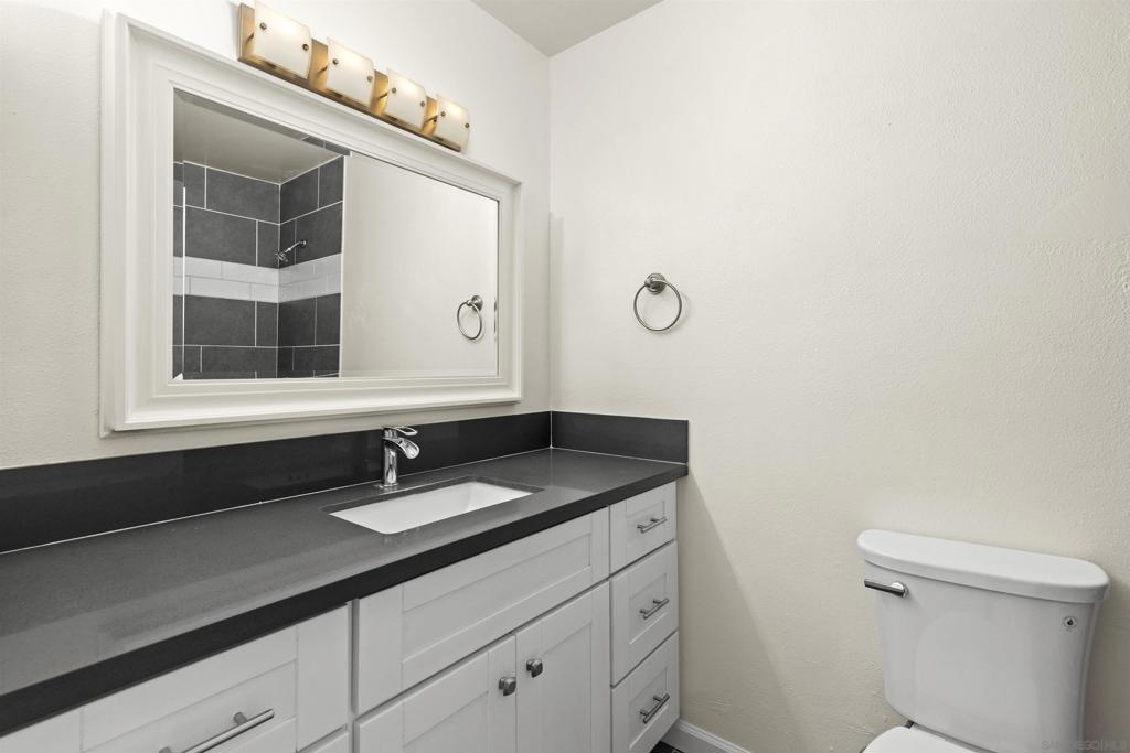 2589 Joann Dr Property Photo 28
