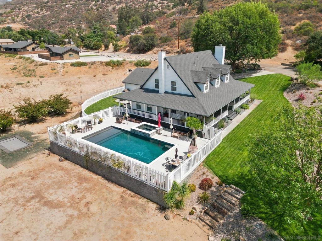 15725 Miss Ellie Ln Property Photo 33