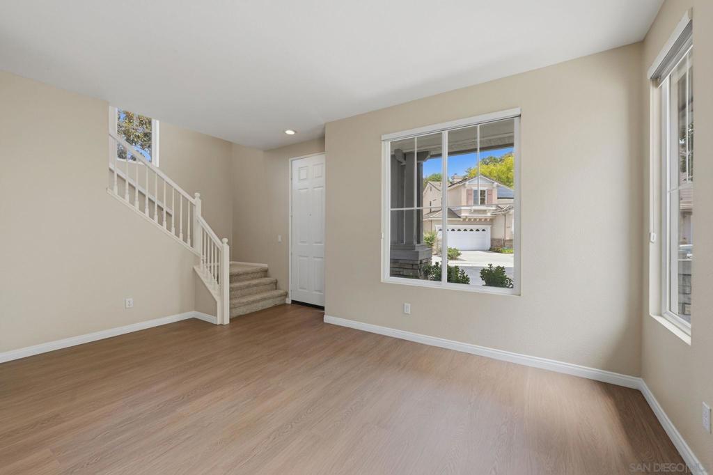12256 Pepper Tree Ln Property Photo 8