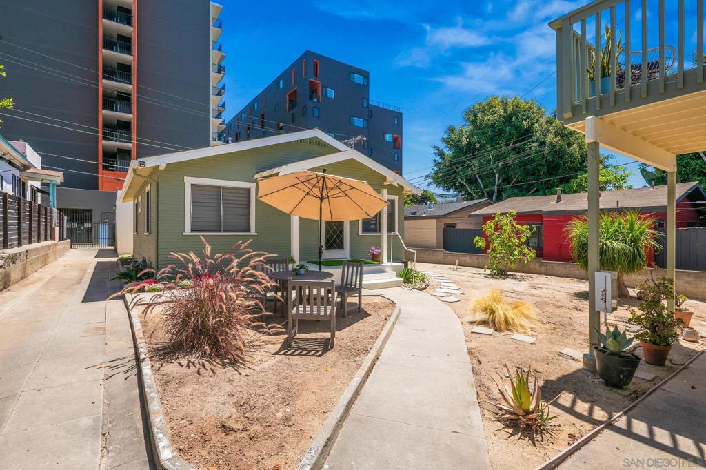 3937 Centre Property Photo 24