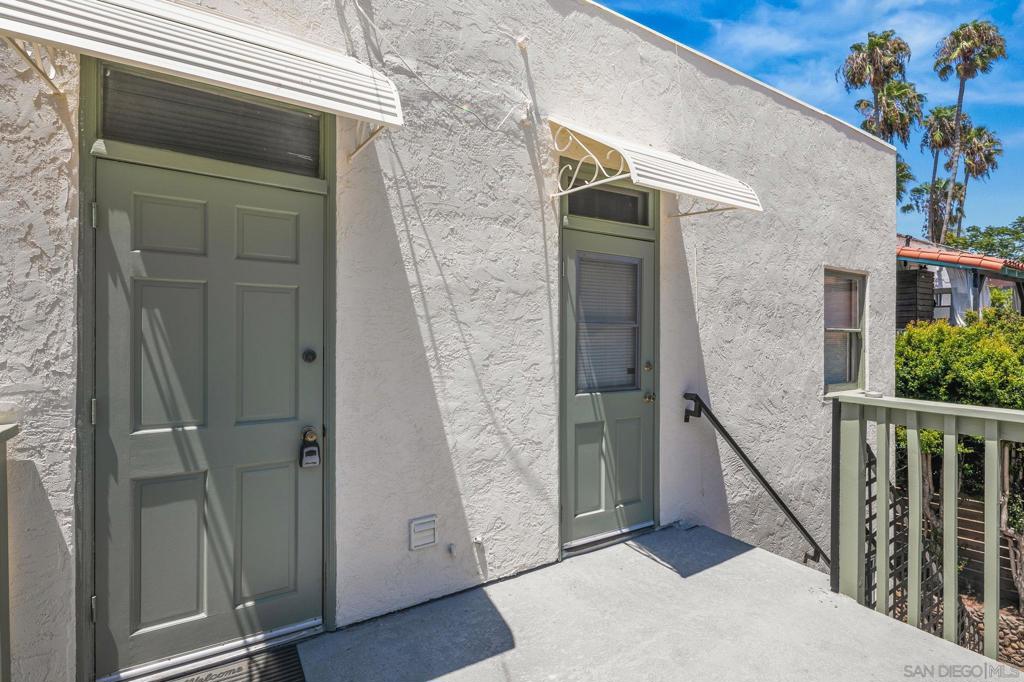 3937 Centre Property Photo 25
