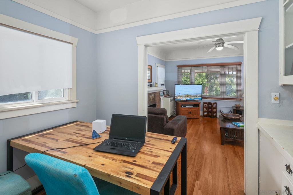 3937 Centre Property Photo 36