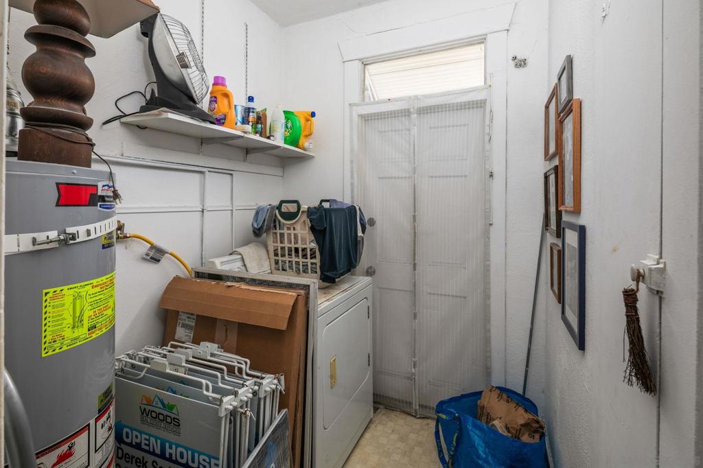3937 Centre Property Photo 42