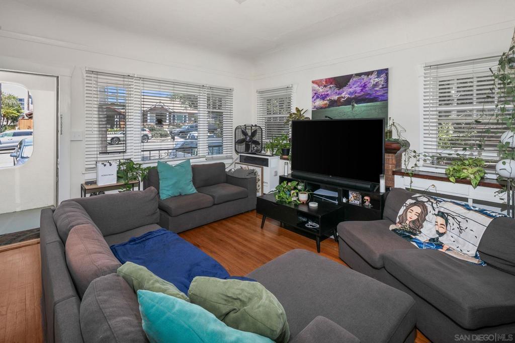 3937 Centre Property Photo 45