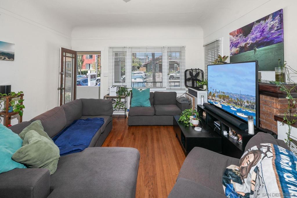 3937 Centre Property Photo 46
