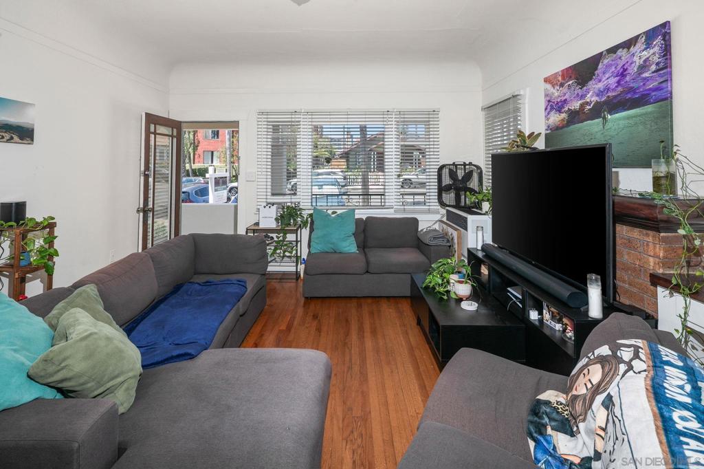 3937 Centre Property Photo 47