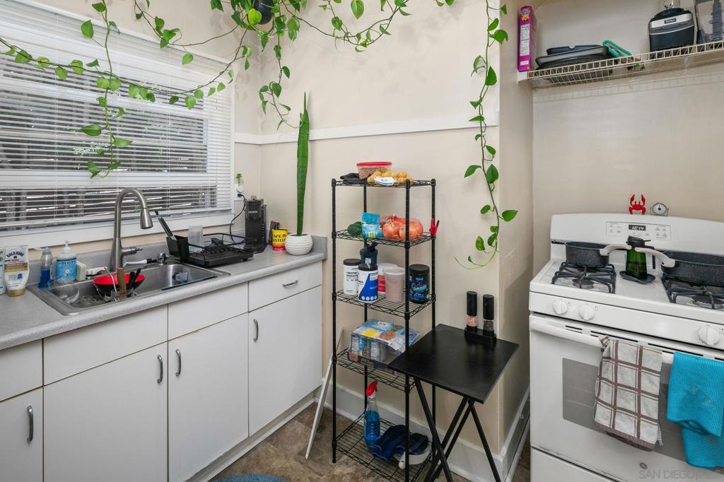 3937 Centre Property Photo 51