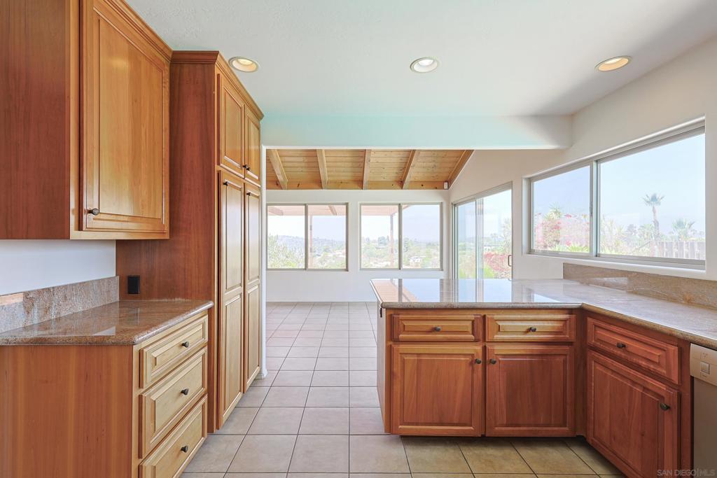4346 Mount Helix Highlands Property Photo 19