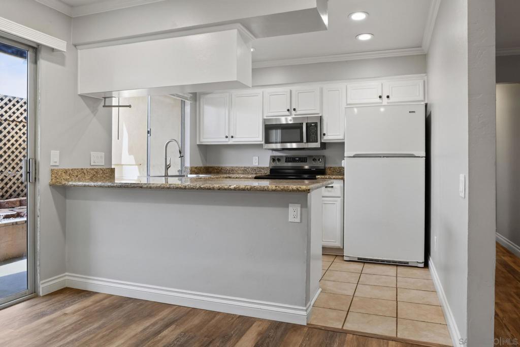 7988 Mission Center Ct C Property Photo 2