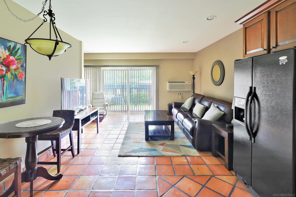 2003 Costa Del Mar 654 Property Photo 9
