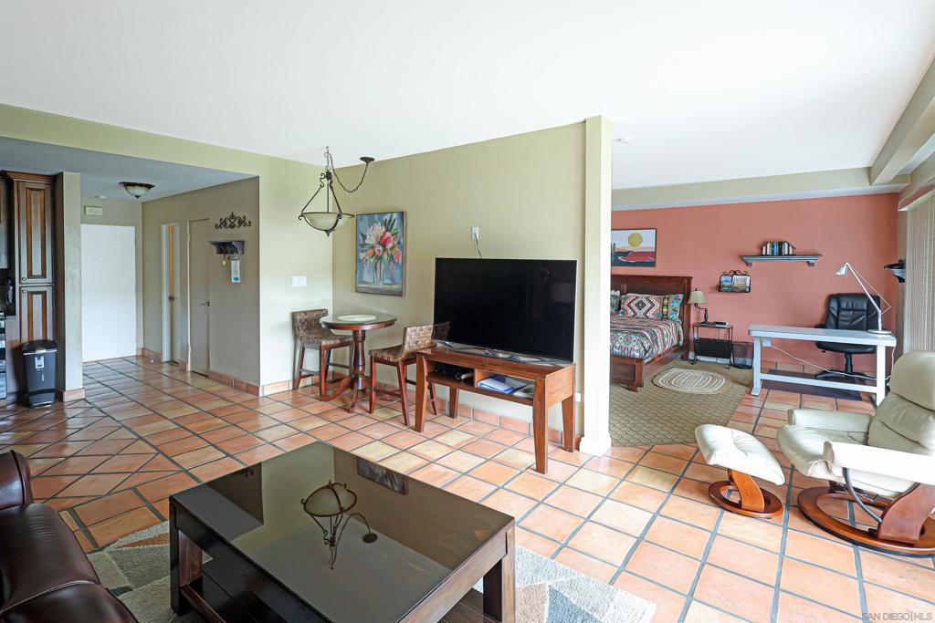 2003 Costa Del Mar 654 Property Photo 10
