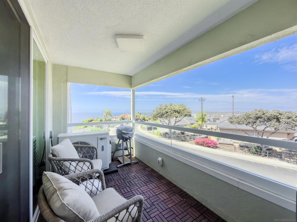 635 Paseo De La Playa 305 Property Photo 22