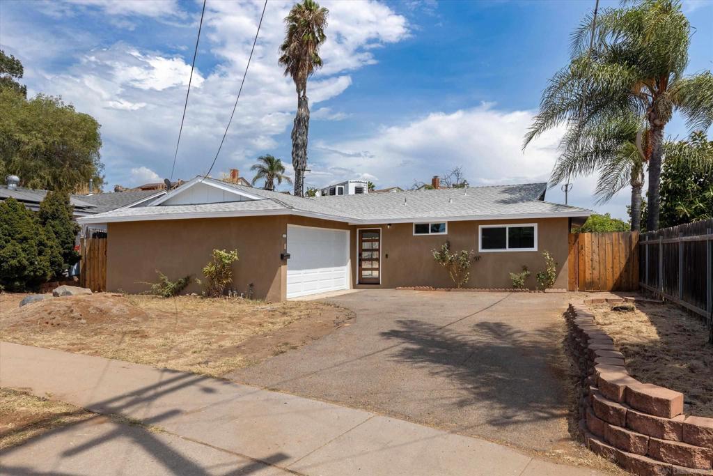 1209 Camillo Way Property Photo 1