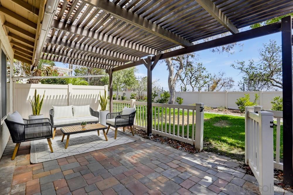319 Volney Property Photo 2