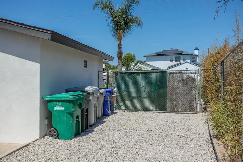 5435 Mound Ave Property Photo 31