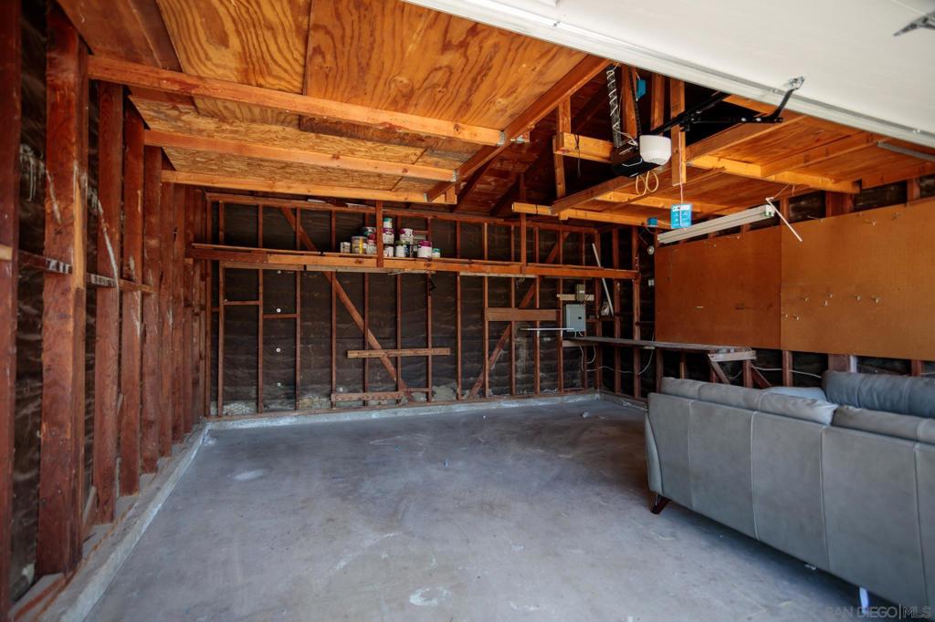 5435 Mound Ave Property Photo 35