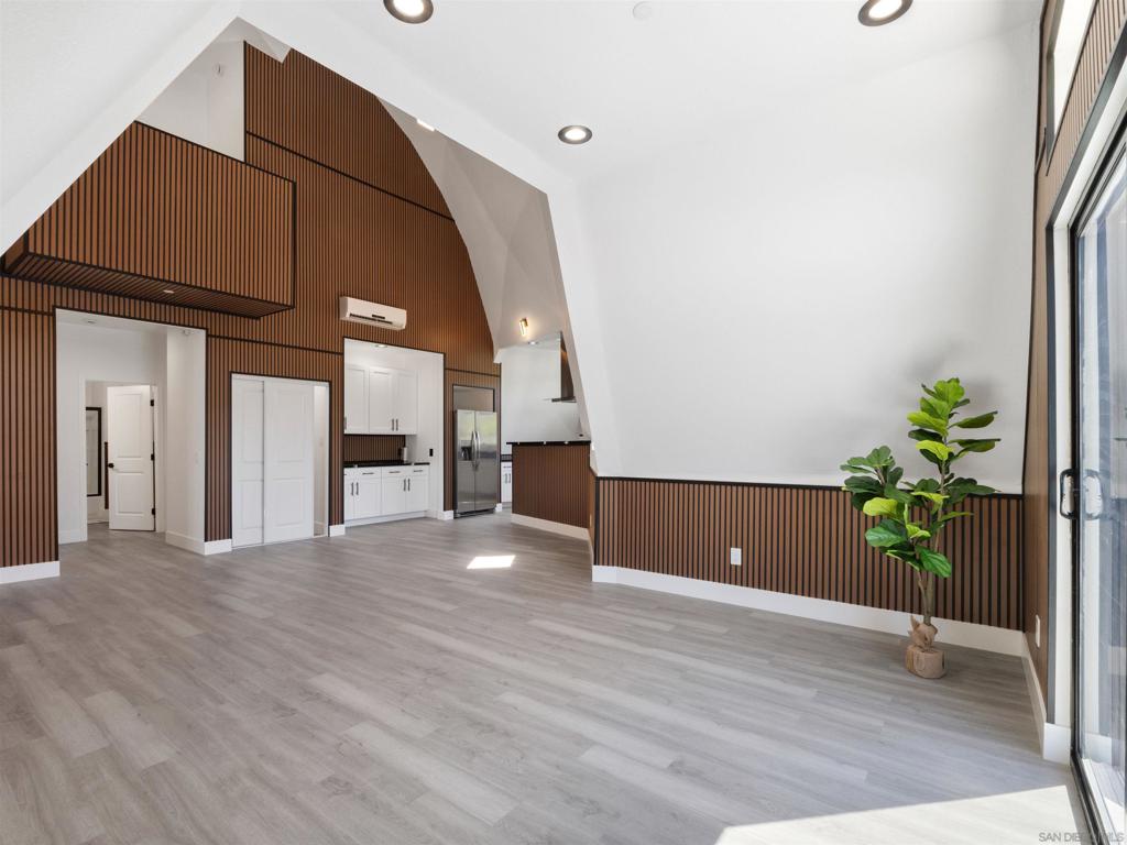 6937 Madrone Property Photo 9