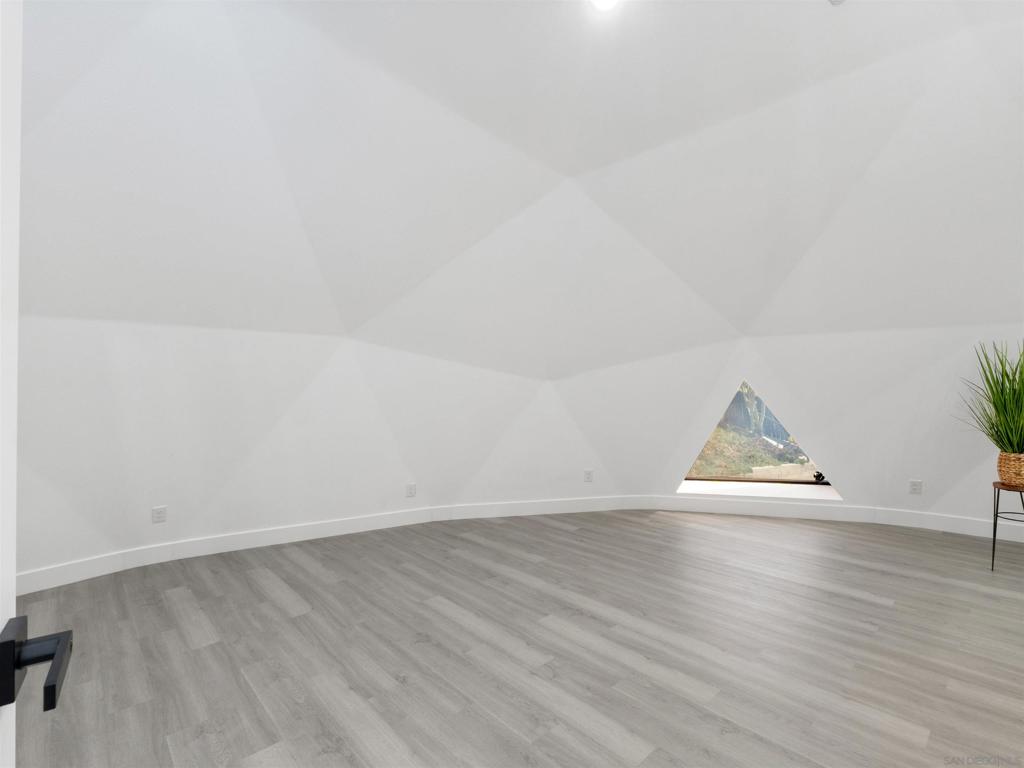 6937 Madrone Property Photo 24