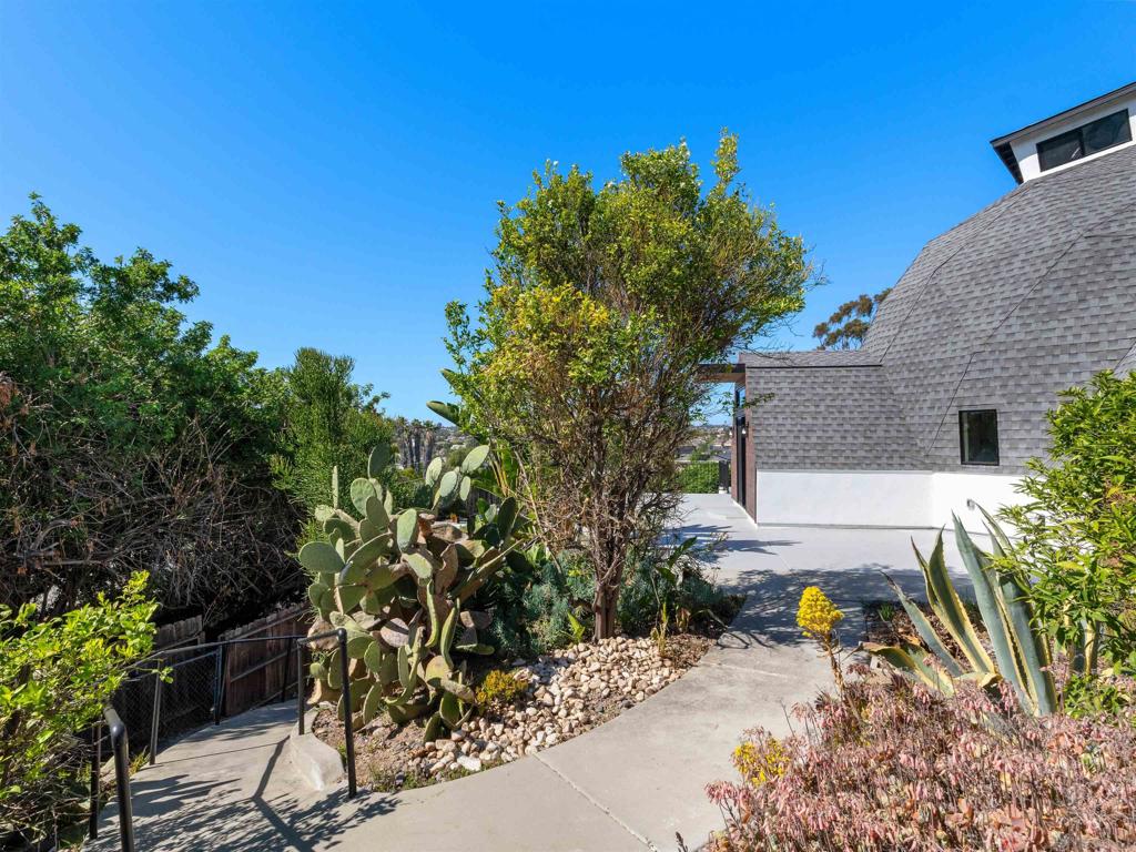 6937 Madrone Property Photo 33