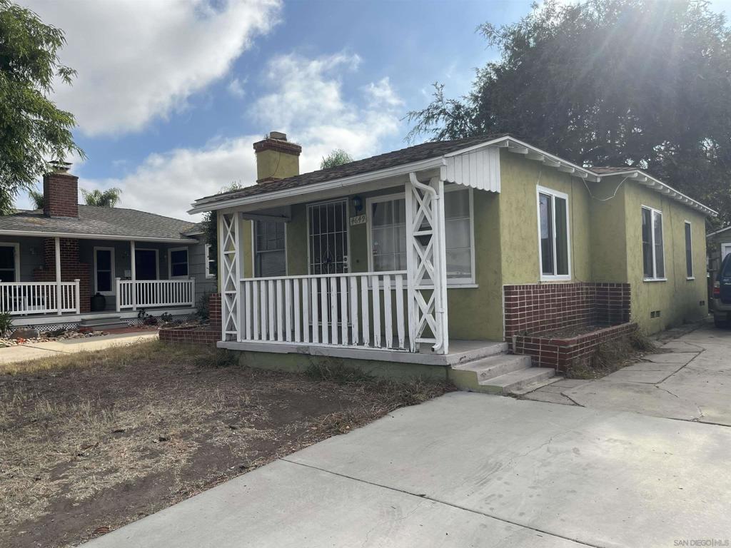 4649 Altadena Property Photo 1