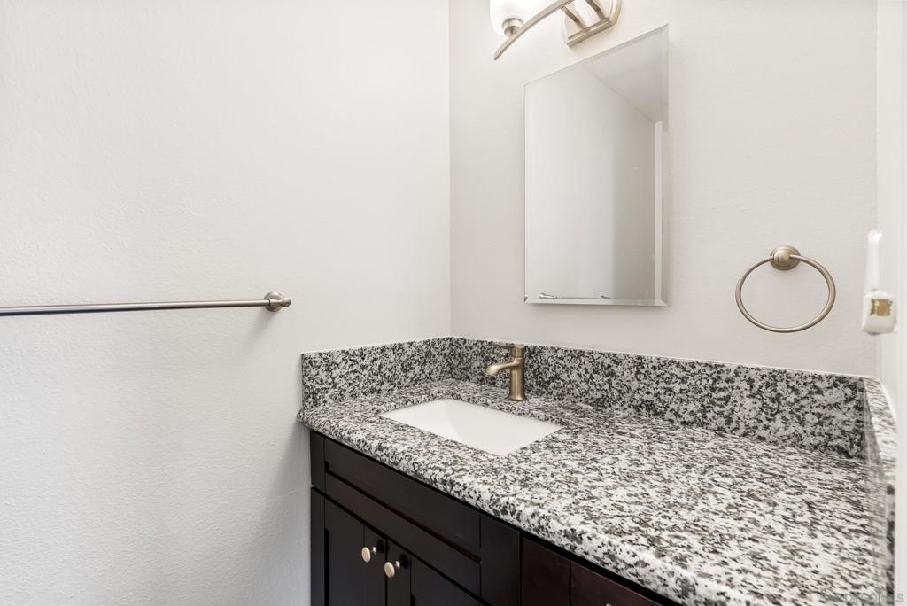 6908 Camphor Lane Property Photo 11