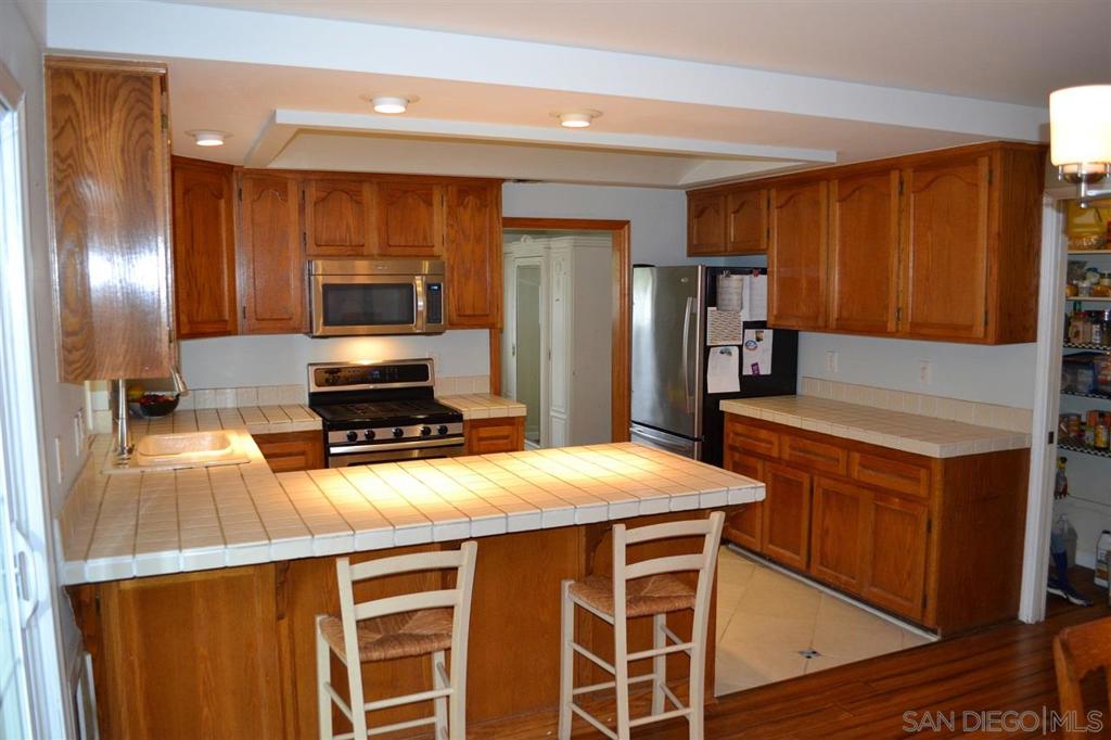 1260 Connecticut St. Property Photo 6
