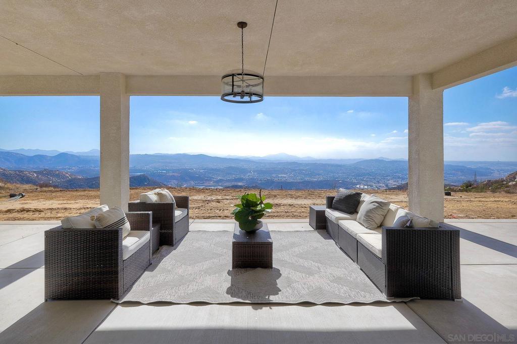 11631 Via Trevi Property Photo