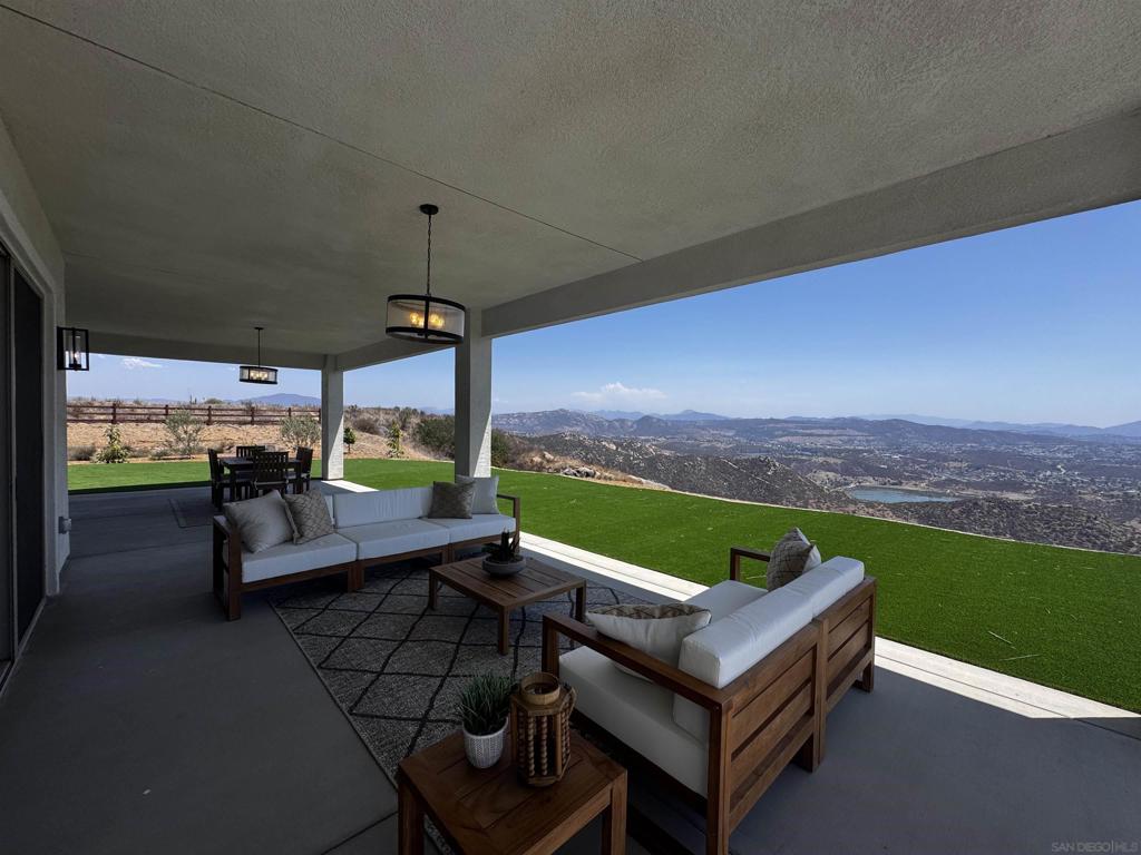 11631 Via Trevi Property Photo 5