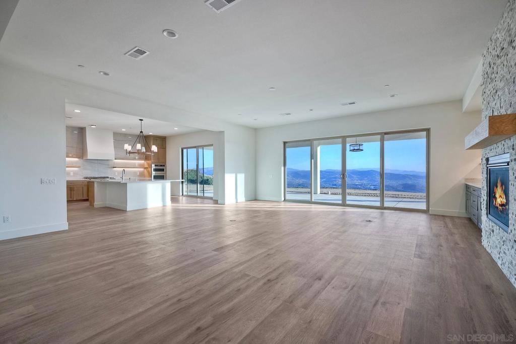 11631 Via Trevi Property Photo 42