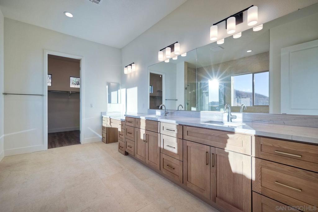 11631 Via Trevi Property Photo 52