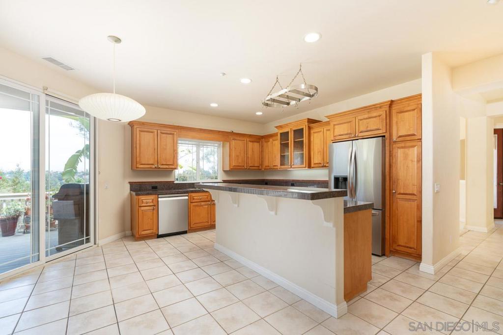 613 Carnation Ln Property Photo 15