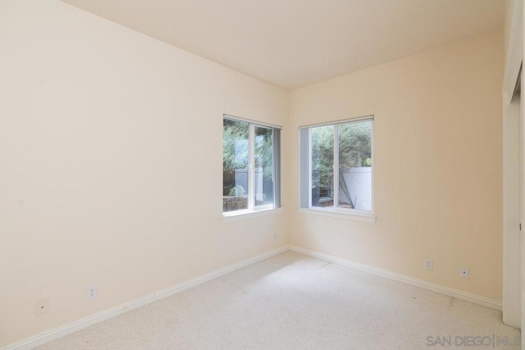 613 Carnation Ln Property Photo 23