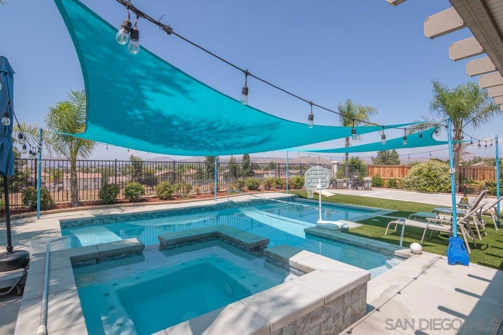 15325 E La Casa Dr Property Photo 4