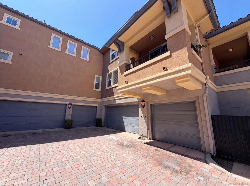 148 Via Montisi Property Photo 18
