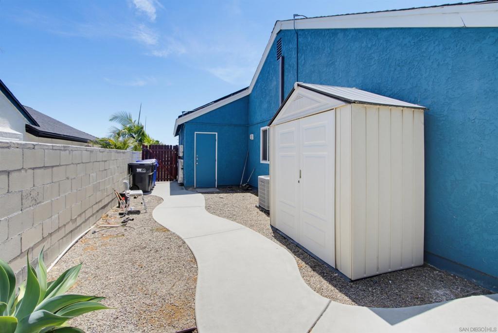 5117 Greenbrook Property Photo 33