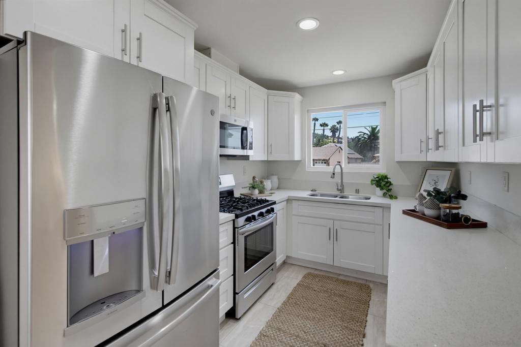 3468 Trophy Property Photo 11