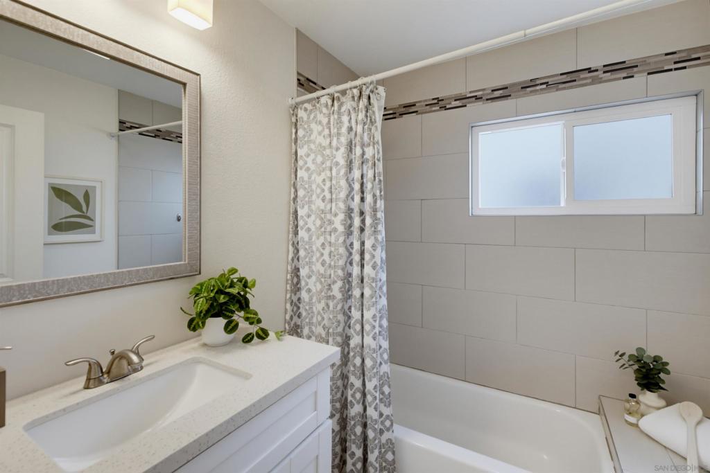 3468 Trophy Property Photo 32