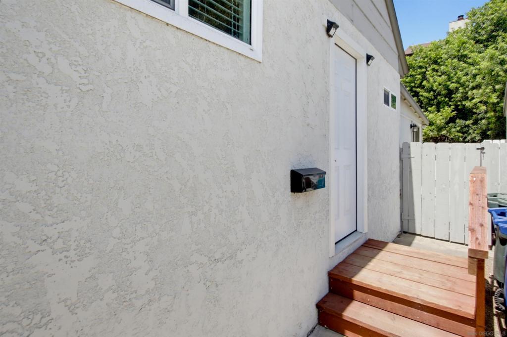 3468 Trophy Property Photo 33