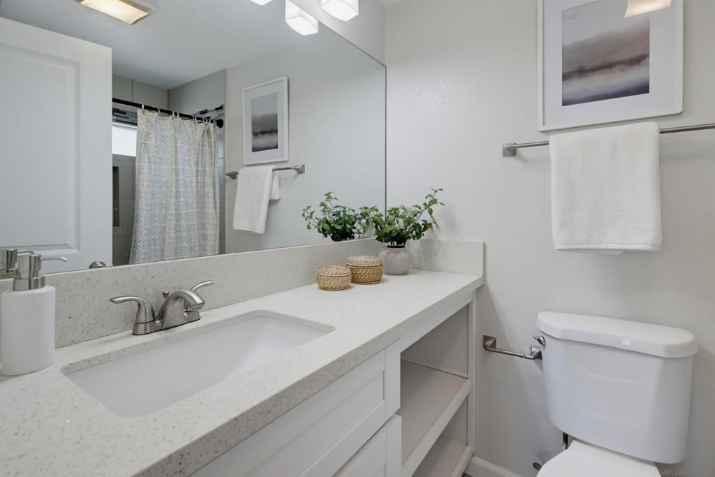 3468 Trophy Property Photo 40